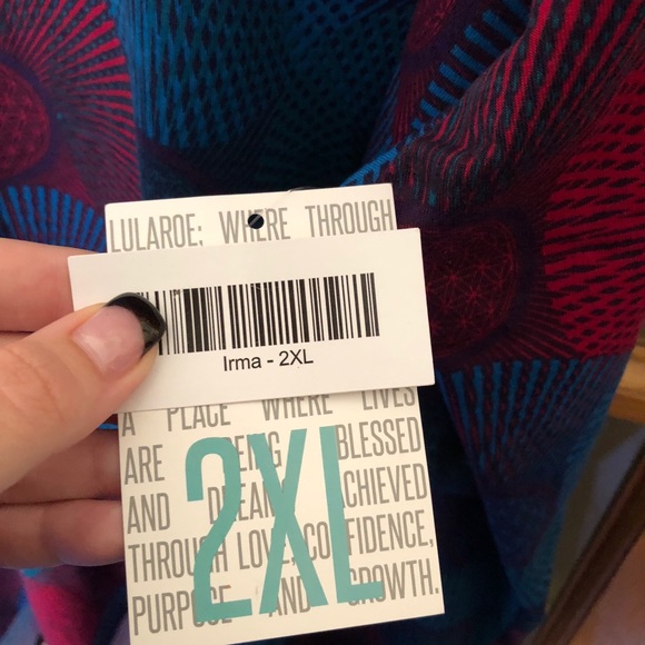 Lularoe NWT 2XL Irma - Picture 3 of 4